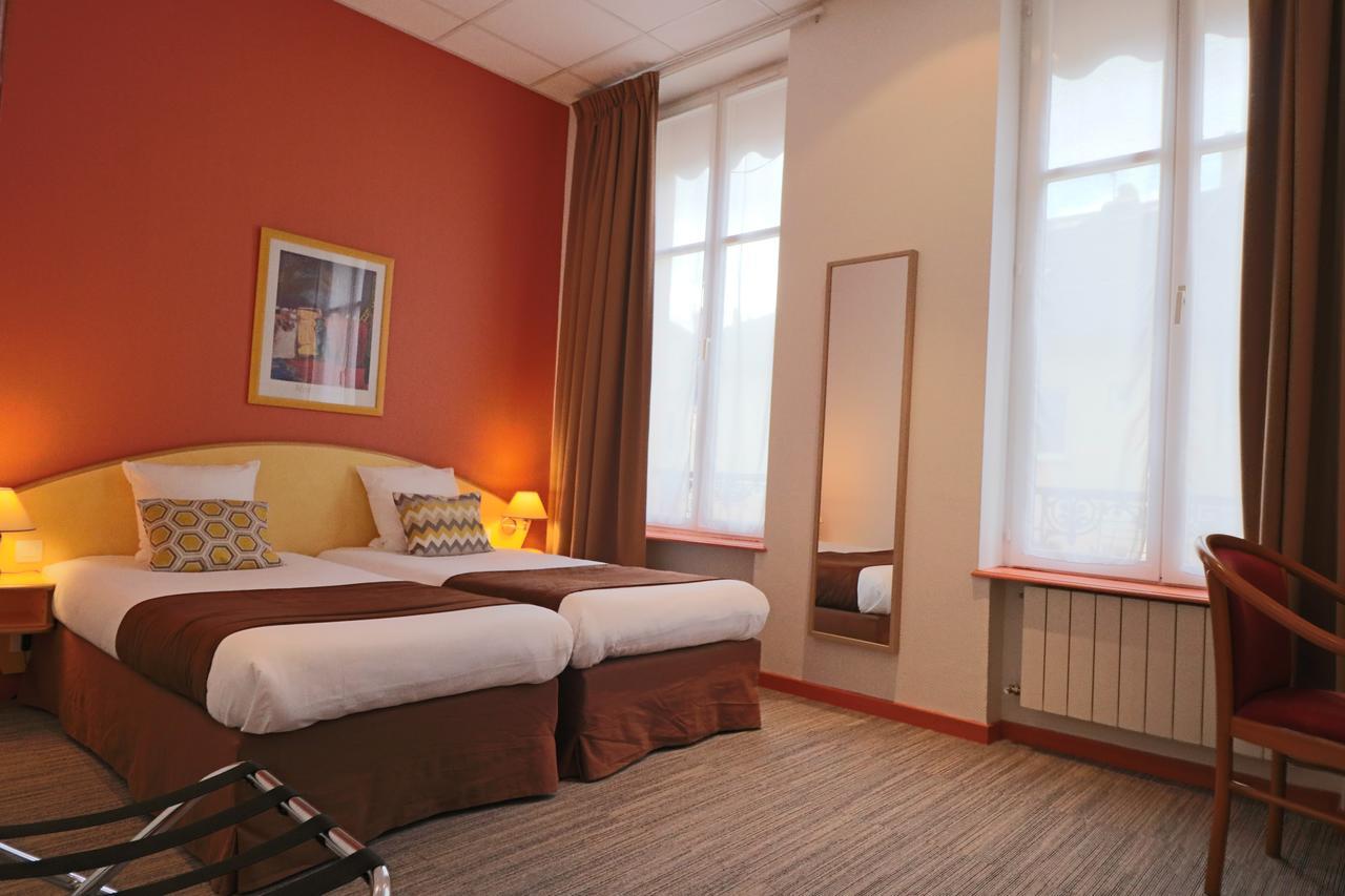 Logis-Hôtel des Oliviers Thionville Buitenkant foto