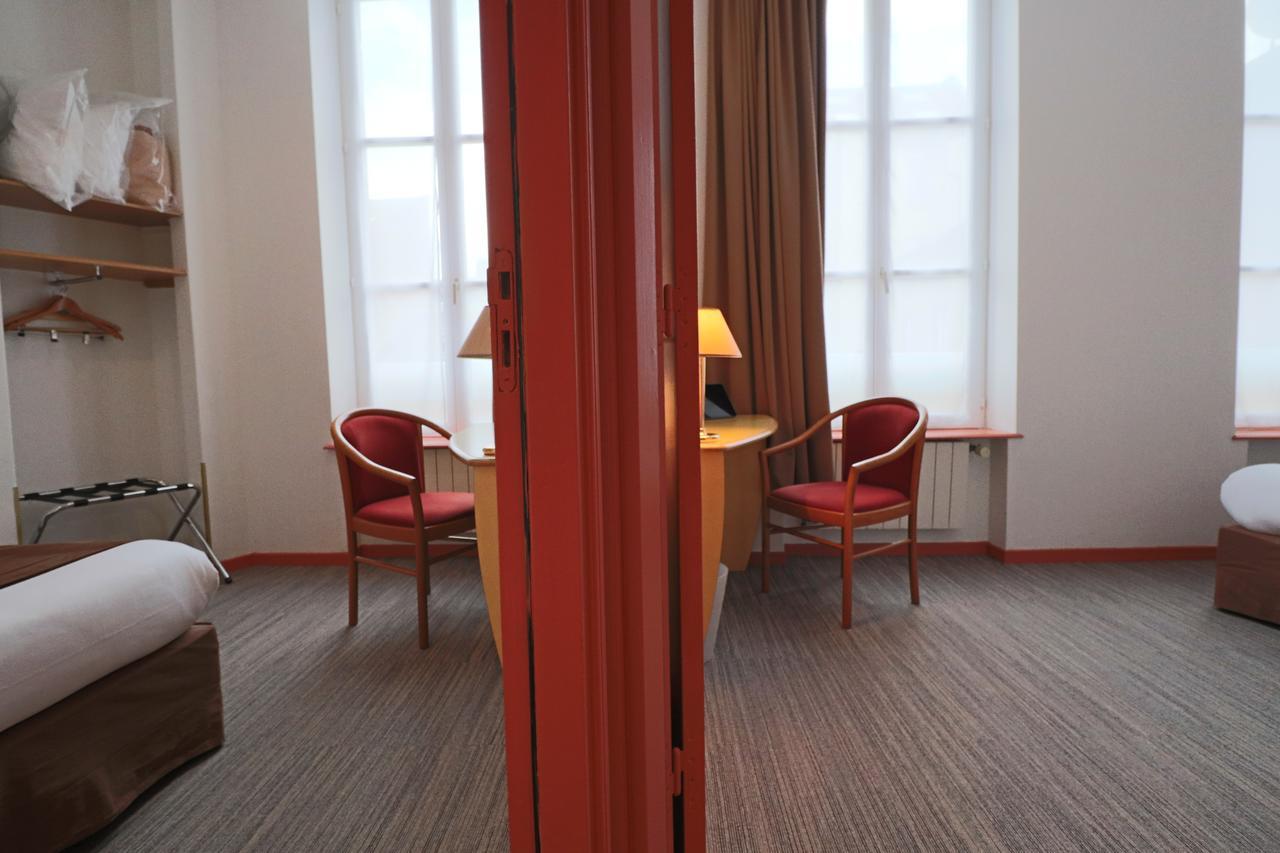 Logis-Hôtel des Oliviers Thionville Buitenkant foto