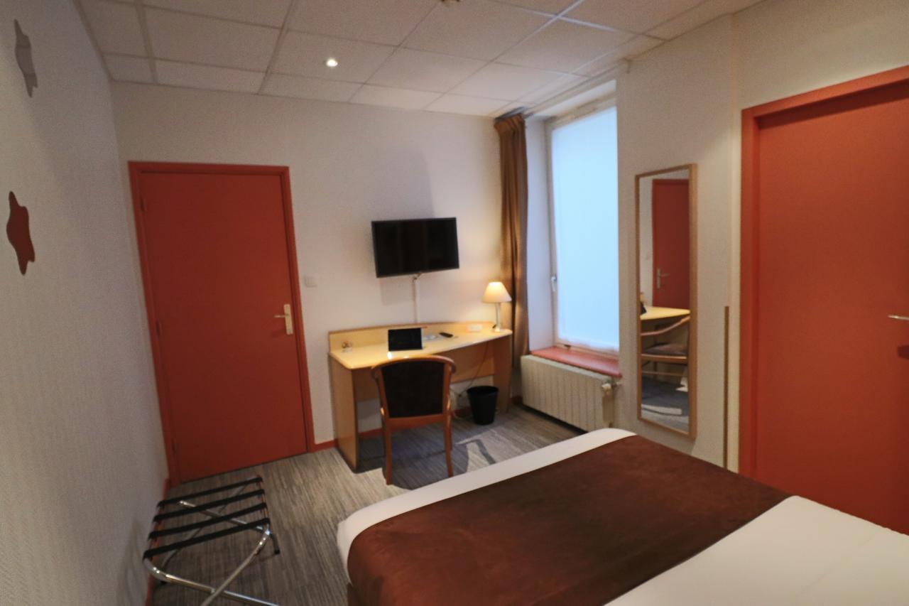 Logis-Hôtel des Oliviers Thionville Buitenkant foto