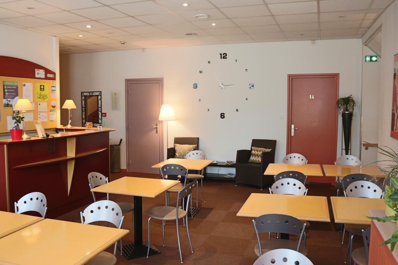 Logis-Hôtel des Oliviers Thionville Buitenkant foto