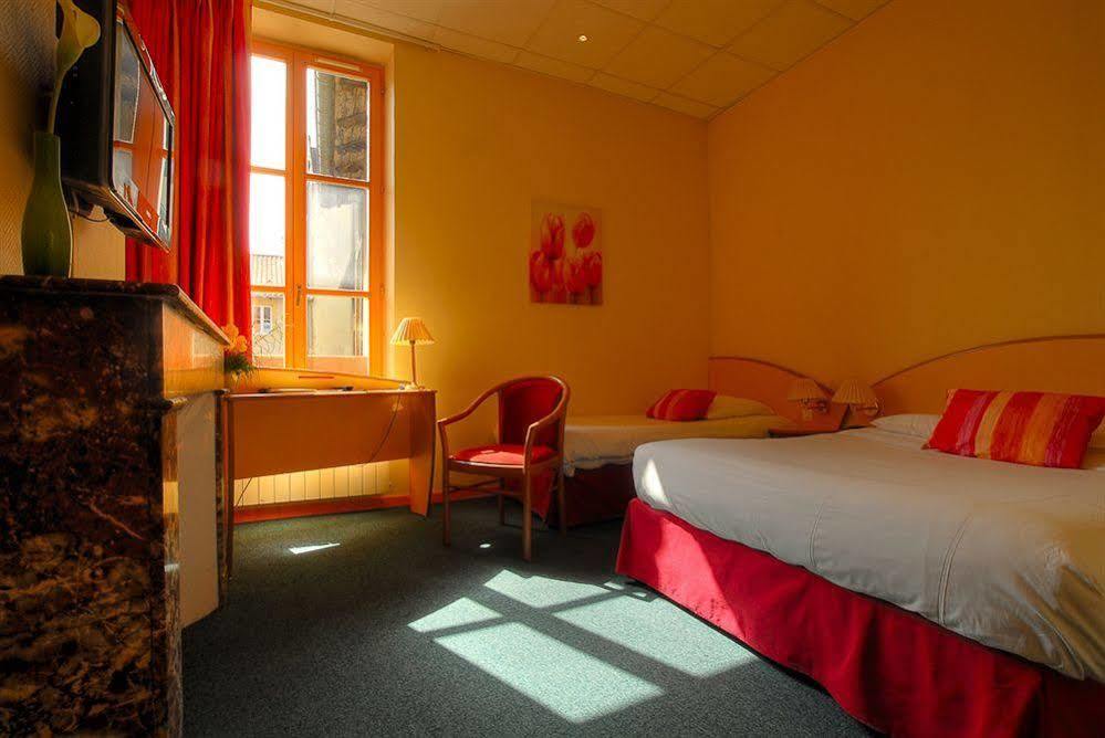 Logis-Hôtel des Oliviers Thionville Buitenkant foto